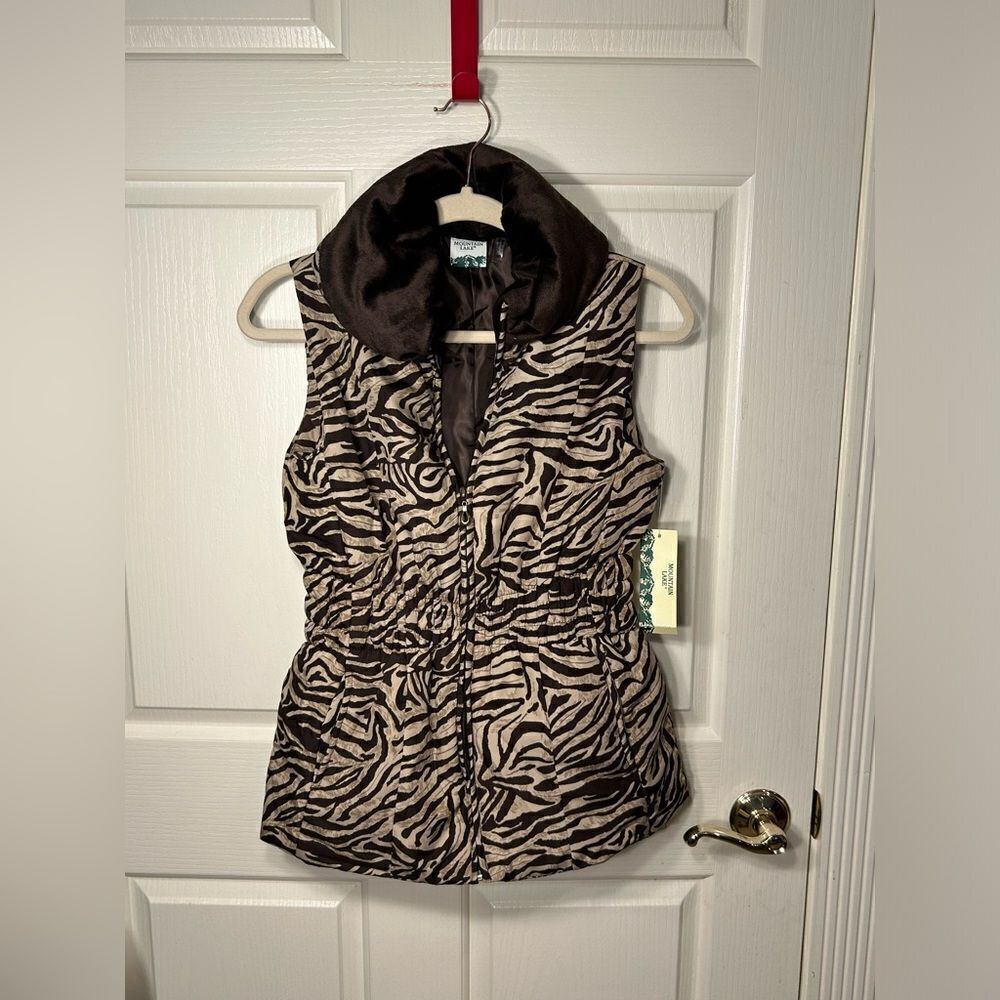Mountain Lake Puffer Vest, NWT